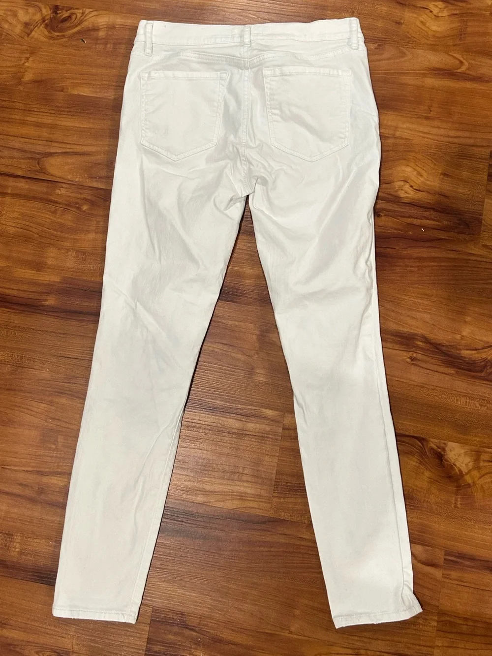White Jeans Loft Modern Skinny with Ripped detailing